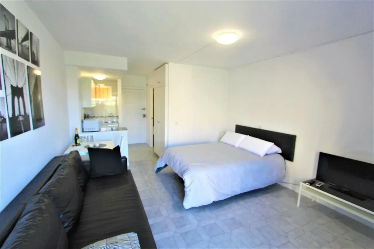 Apartamentos Jupiter Minerva - Piscina Abierta - Excelente Conexion Wifi Benalmadena